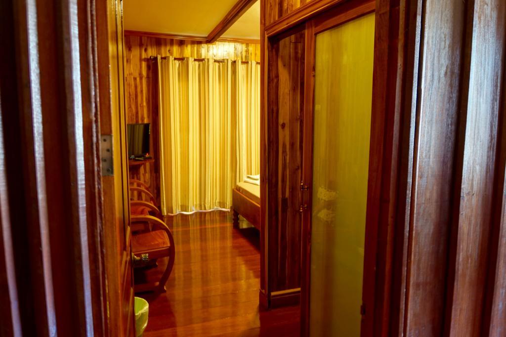 Rimvang Guesthouse Luang Prabang Bagian luar foto