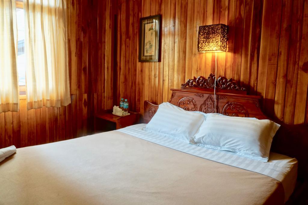 Rimvang Guesthouse Luang Prabang Bagian luar foto
